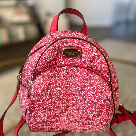 🌸NWT Authentic Michael Kors Abbey Mini Backpack - Red Floral with Gold Accents - Picture 2 of 7